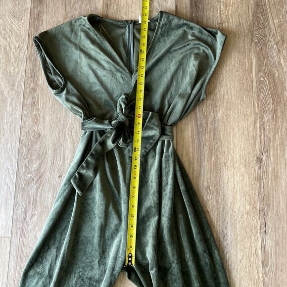 DRA Women's Ciara Jumpsuit Size S In Olive - Picture 8 of 11